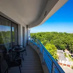 아파트 Wyspa Uznam Sun Tower