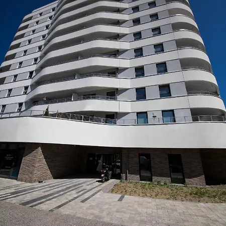 아파트 Wyspa Uznam Sun Tower *