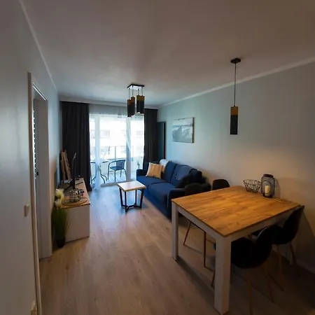 Wyspa Uznam Sun Tower Apartment *