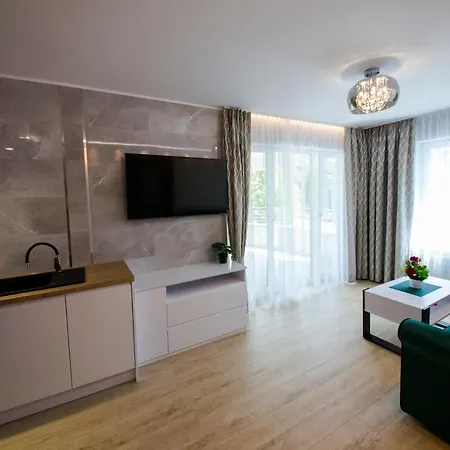 Wyspa Uznam Sun Tower Апартаменты Свиноуйсьце
